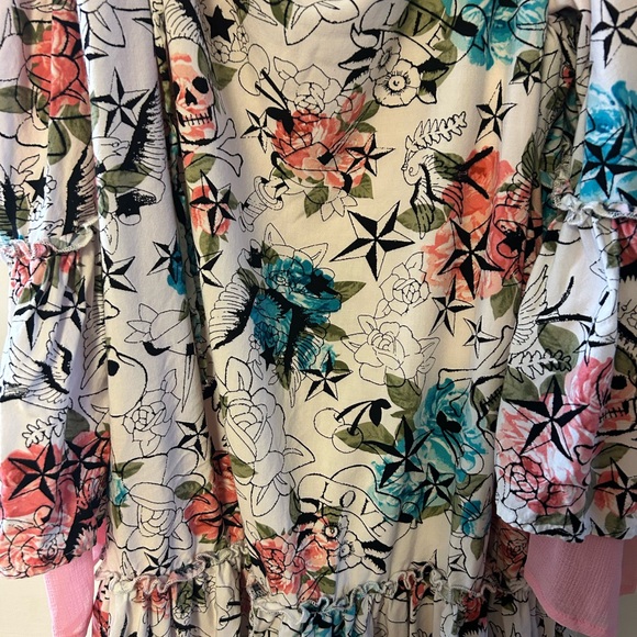 Torrid  Betsey Johnson Mini Challis Cold Shoulder Star Skull Dress Plus Size 3 - Picture 4 of 6